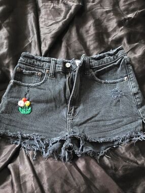 Abercrombie & Fitch Black Distressed Denim Shorts with Floral Embroidery